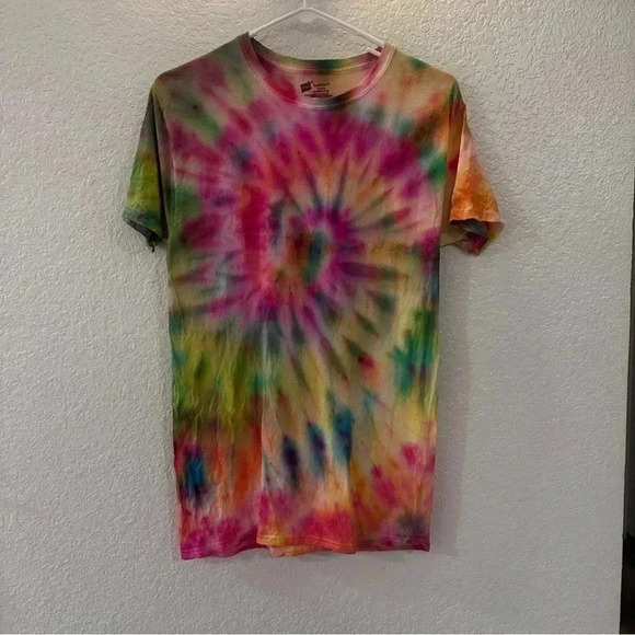 Hanes ComfortSoft Rainbow Tie-Dye T-Shirt, Small, 100% Cotton Vibrant Fun Colors - Picture 1 of 6